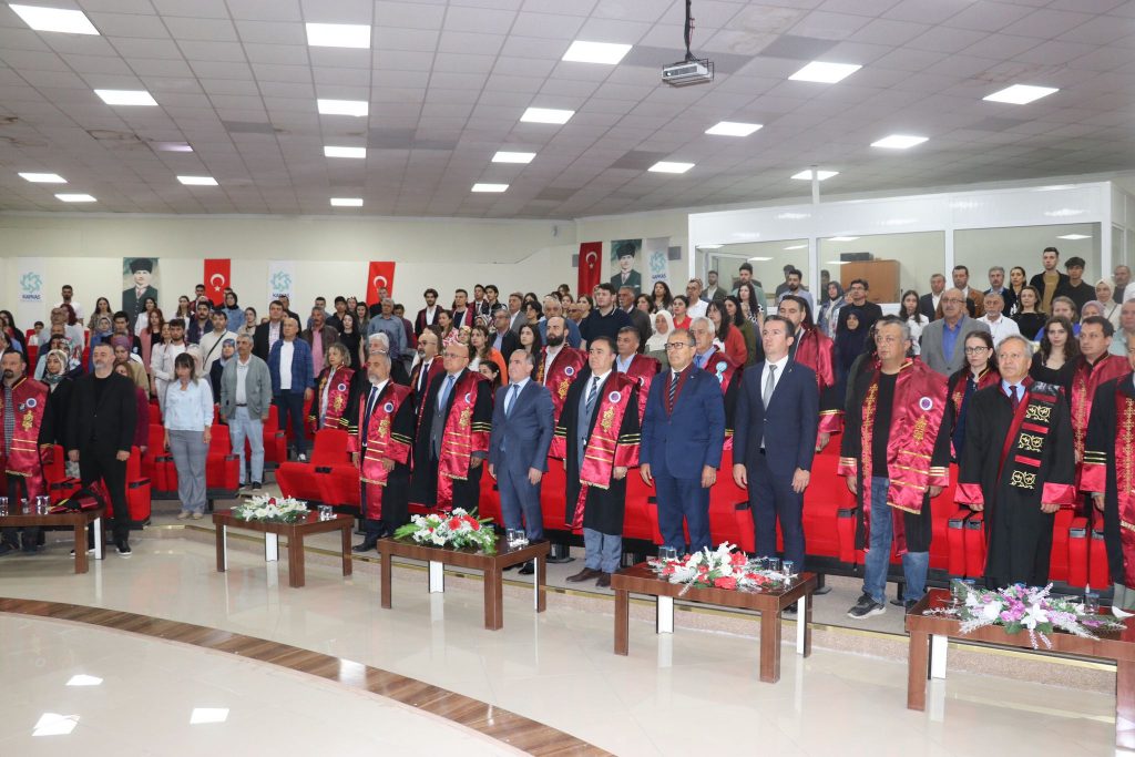 Kafkas Üniversitesi Veteriner Fakültesinin 34. dönem mezuniyet töreni